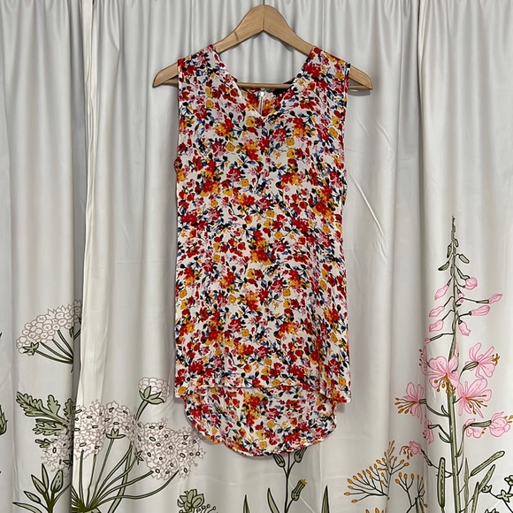 Floral Pattern Tank Top (Paper Moon) - Picture 2 of 7